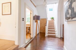 Photo 25- click for photo gallery